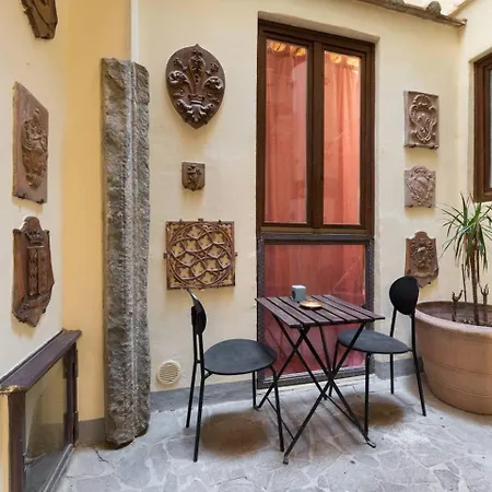 F3-Santa Croce One Bedroom Flat For 2 Or 3 Guests Florence Buitenkant foto